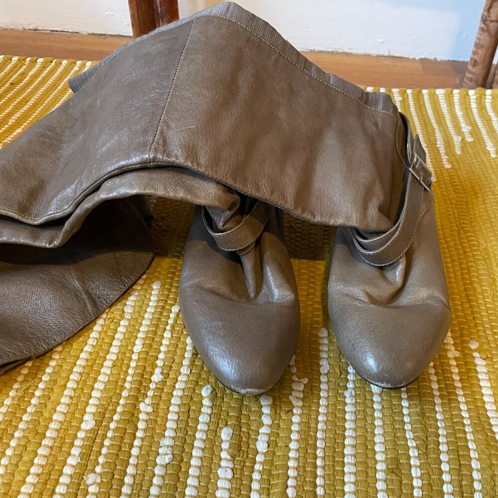 Gray Leather Chinese Laundry Knee-high Boots 8.5